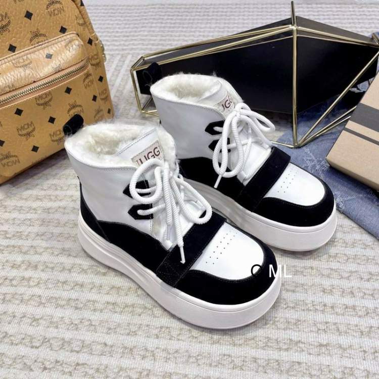 Picture of UGG Shoes _SKUUGGsz35-40ML090119875